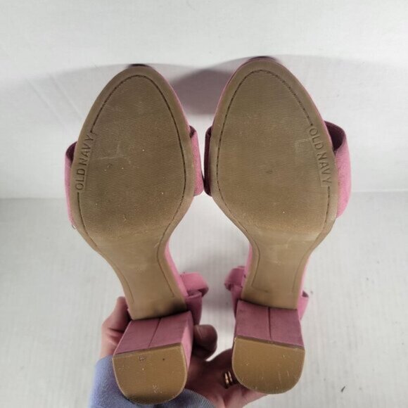 Old Navy Pink Suede Buckle Strap & Open Toe Chunky Heel Sandals Size 9 - Picture 8 of 11